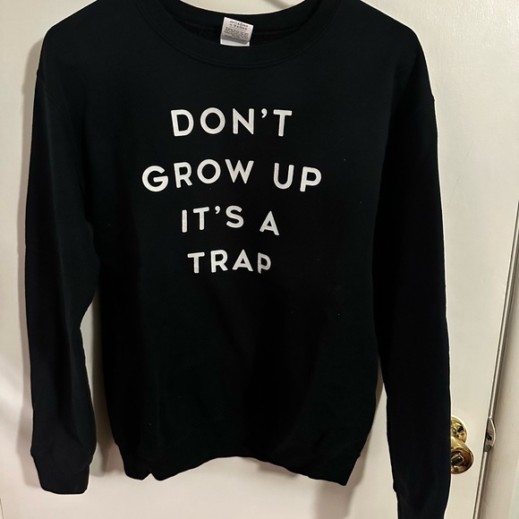 Tops - Crewneck